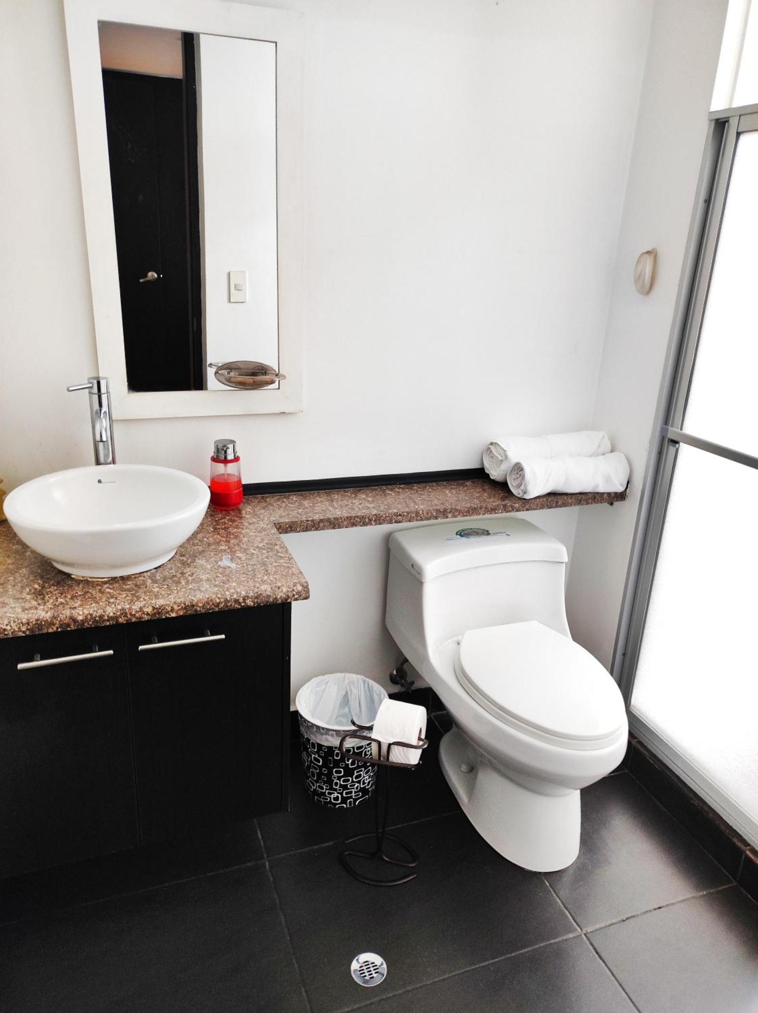 Coliving Ecuador Apartamentos Sector Swiss Hotel Quito Exteriör bild
